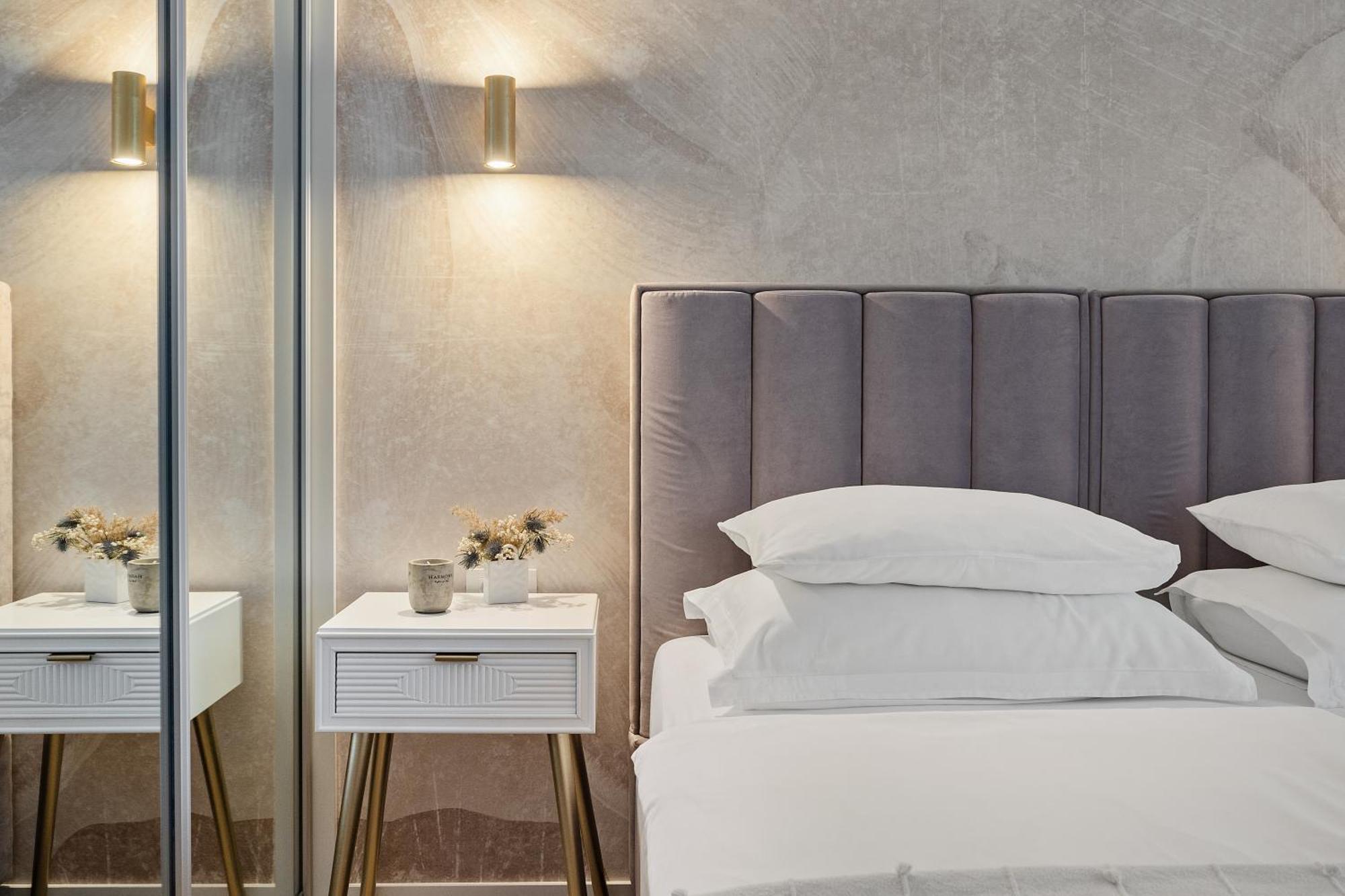Apartments Bakota Оміш Екстер'єр фото
