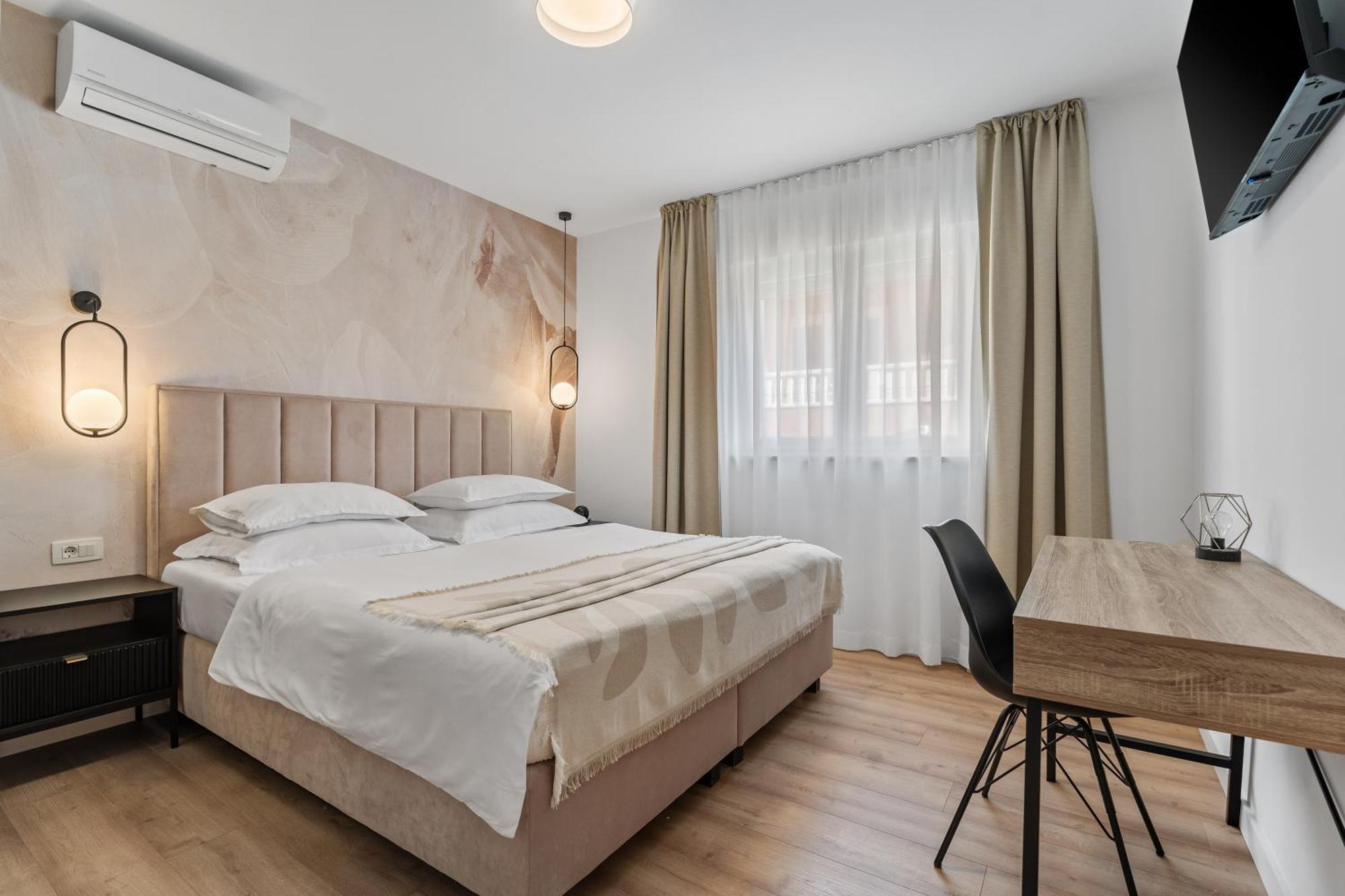 Apartments Bakota Оміш Екстер'єр фото