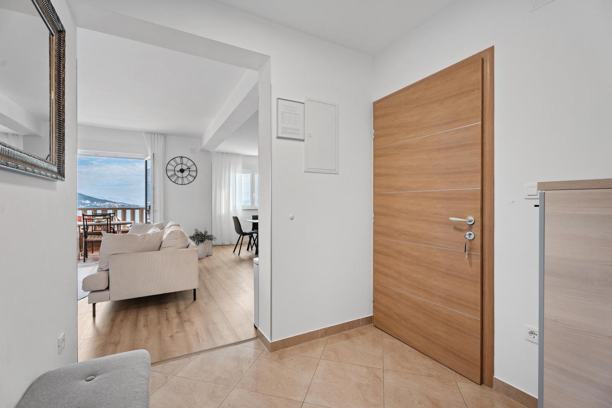 Apartments Bakota Оміш Екстер'єр фото