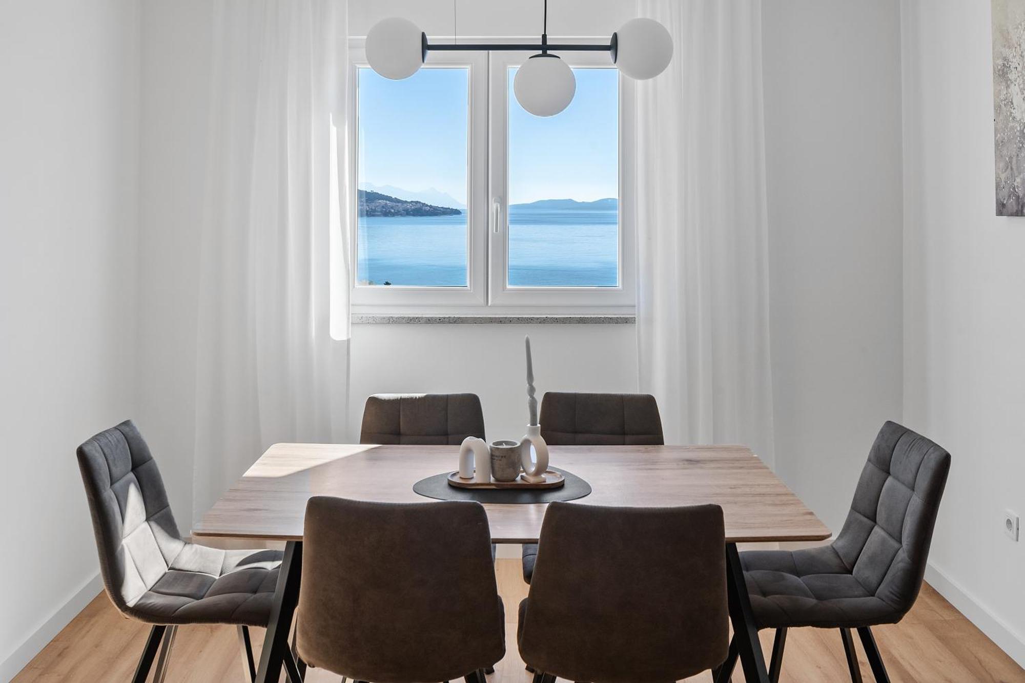 Apartments Bakota Оміш Екстер'єр фото