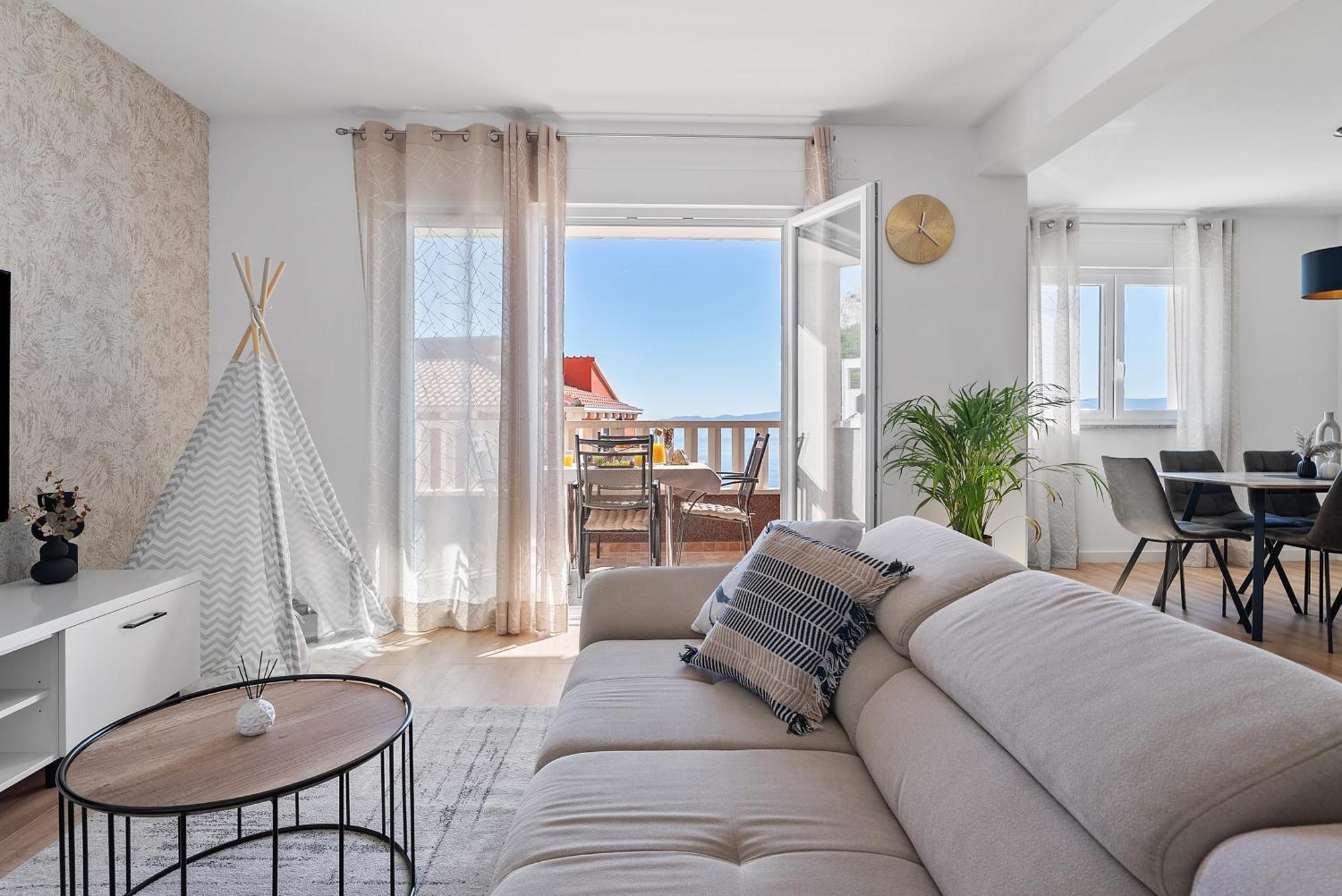 Apartments Bakota Оміш Екстер'єр фото